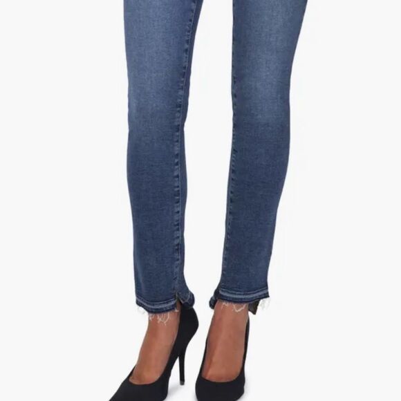 Good American Good Leg Skinny Jeans - Picture 6 of 12